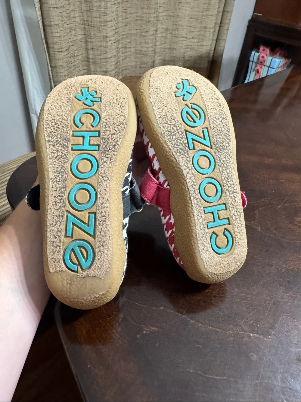 Chooze Kids Houndstooth Mary Janes in Red & Black with Teal Lining